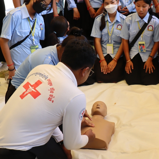 榮迪興 JDH 怡成 I-CHENG 柬埔寨怡成廠 免費醫療活動 Free Medical